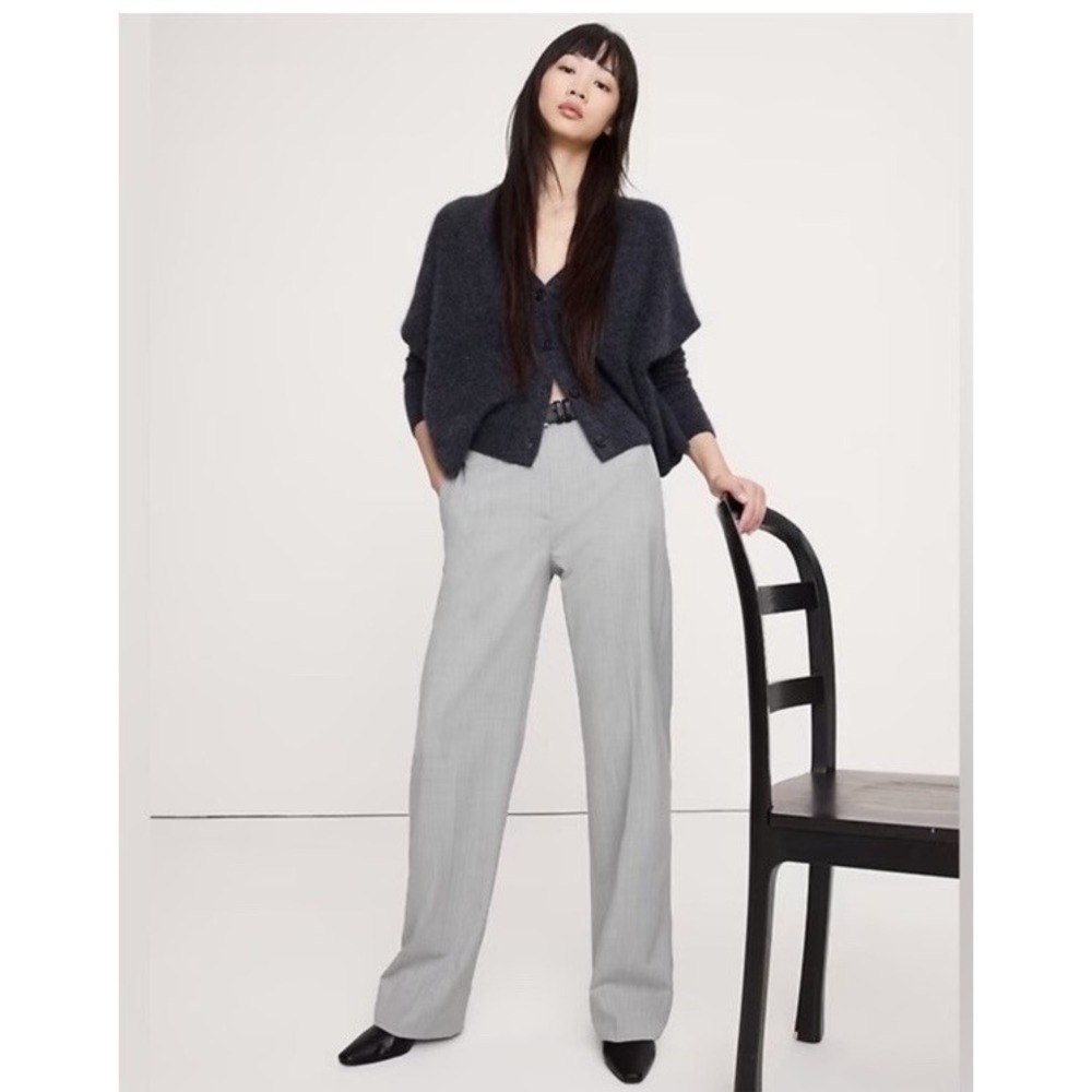 ULTRA HIGH-RISE MODERN STRAIGHT ITALIAN LIGHTWEIGHT WOOL PANT NWT SIZE 10